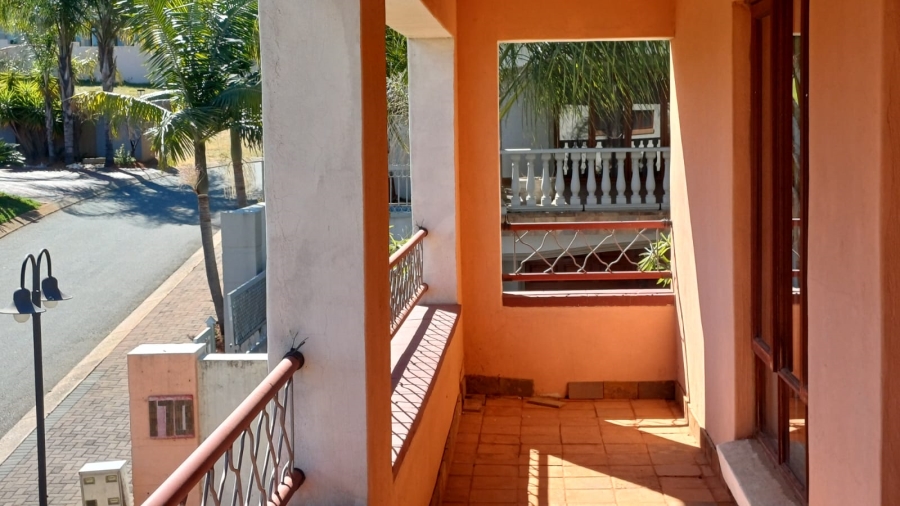 3 Bedroom Property for Sale in Kosmos Ridge North West
